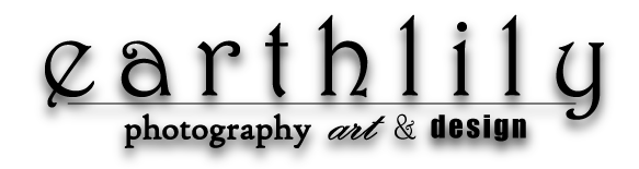 Earthlily logo